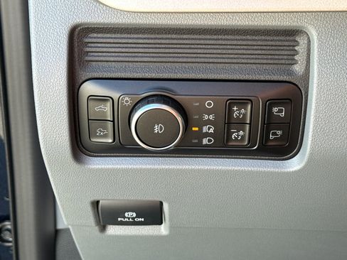 New 2025 Ford F250 XLT w/ Black Appearance Package image 33