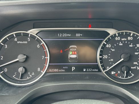 Used 2024 Nissan Rogue SV AWD/4WD image 34