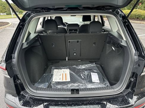 New 2025 Volkswagen Taos S image 24