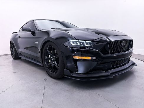 Used 2020 Ford Mustang GT w/ Black Accent Package RWD image 11