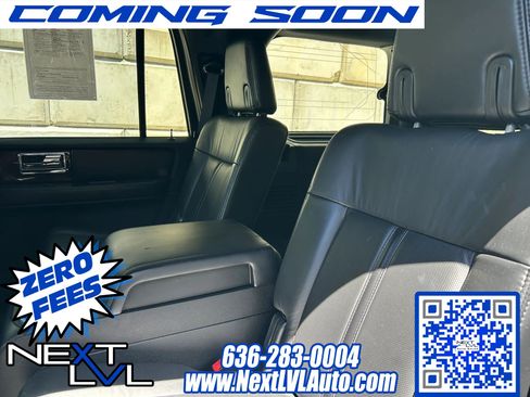 Used 2016 Lincoln Navigator Select AWD/4WD image 4
