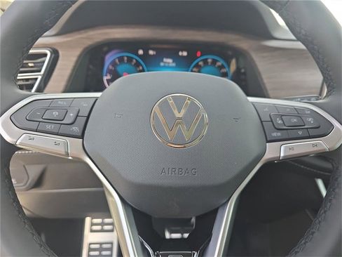 New 2026 Volkswagen Atlas SEL Premium R-Line image 24