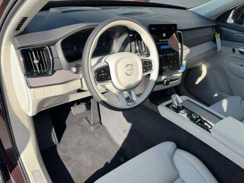 New 2026 Volvo XC90 T8 Ultra w/ Protection Package AWD/4WD image 4