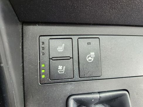 Used 2021 Lexus IS 350 F Sport w/ Navigation Package image 26