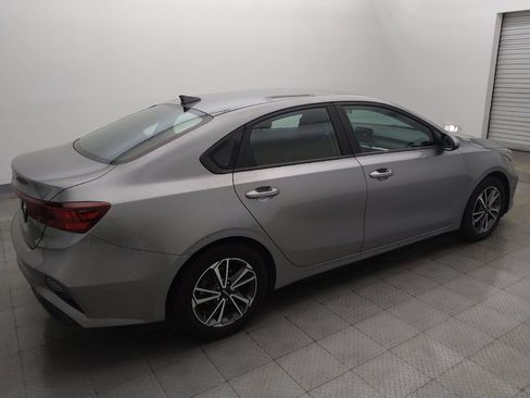Used 2022 Kia Forte LXS FWD image 10