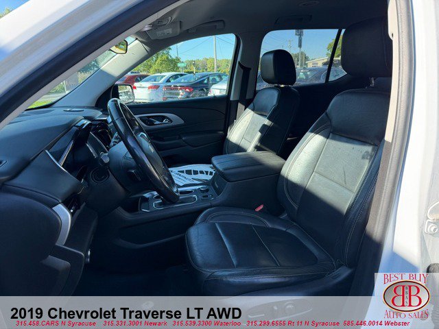 Used 2019 Chevrolet Traverse LT w/ LPO, Blackout Package AWD/4WD image 10