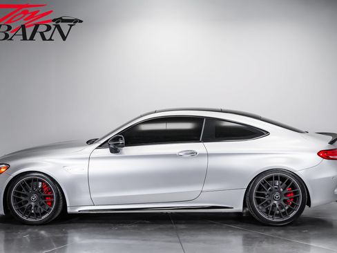 Used 2017 Mercedes-Benz C 63 AMG S image 2