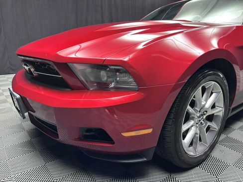 Used 2010 Ford Mustang Premium image 19