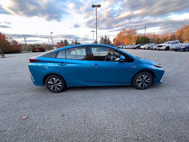 Used 2017 Toyota Prius Prime Premium w/ Carpet Mat Package FWD image 2