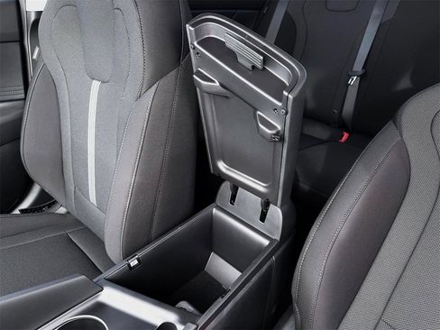 New 2026 Hyundai Elantra SE w/ Cargo Package image 18