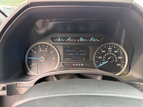 Used 2018 Ford F150 XLT w/ Equipment Group 302A Luxury AWD/4WD image 32