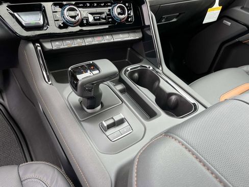 New 2026 GMC Sierra 1500 AT4 w/ AT4 Premium Package AWD/4WD image 29