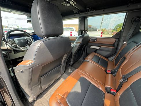 Used 2022 Ford Bronco Outer Banks AWD/4WD image 26