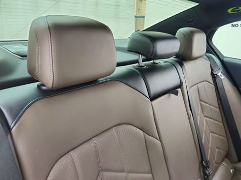 Used 2025 BMW 530i RWD image 26