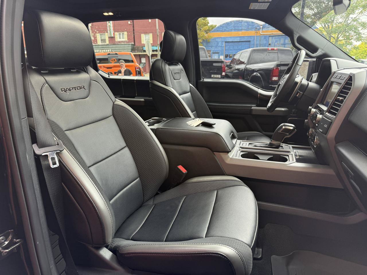 Used 2020 Ford F150 Raptor w/ Equipment Group 802A Luxury AWD/4WD image 27