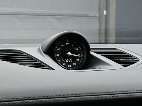 New 2026 Porsche Panamera image 12