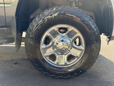 Used 2018 RAM 2500 Tradesman w/ Chrome Appearance Group AWD/4WD image 18