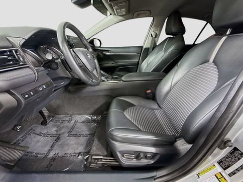 Used 2023 Toyota Camry SE FWD image 22