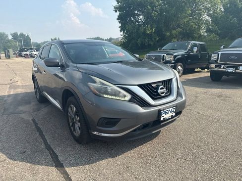 Used 2018 Nissan Murano S AWD/4WD image 3