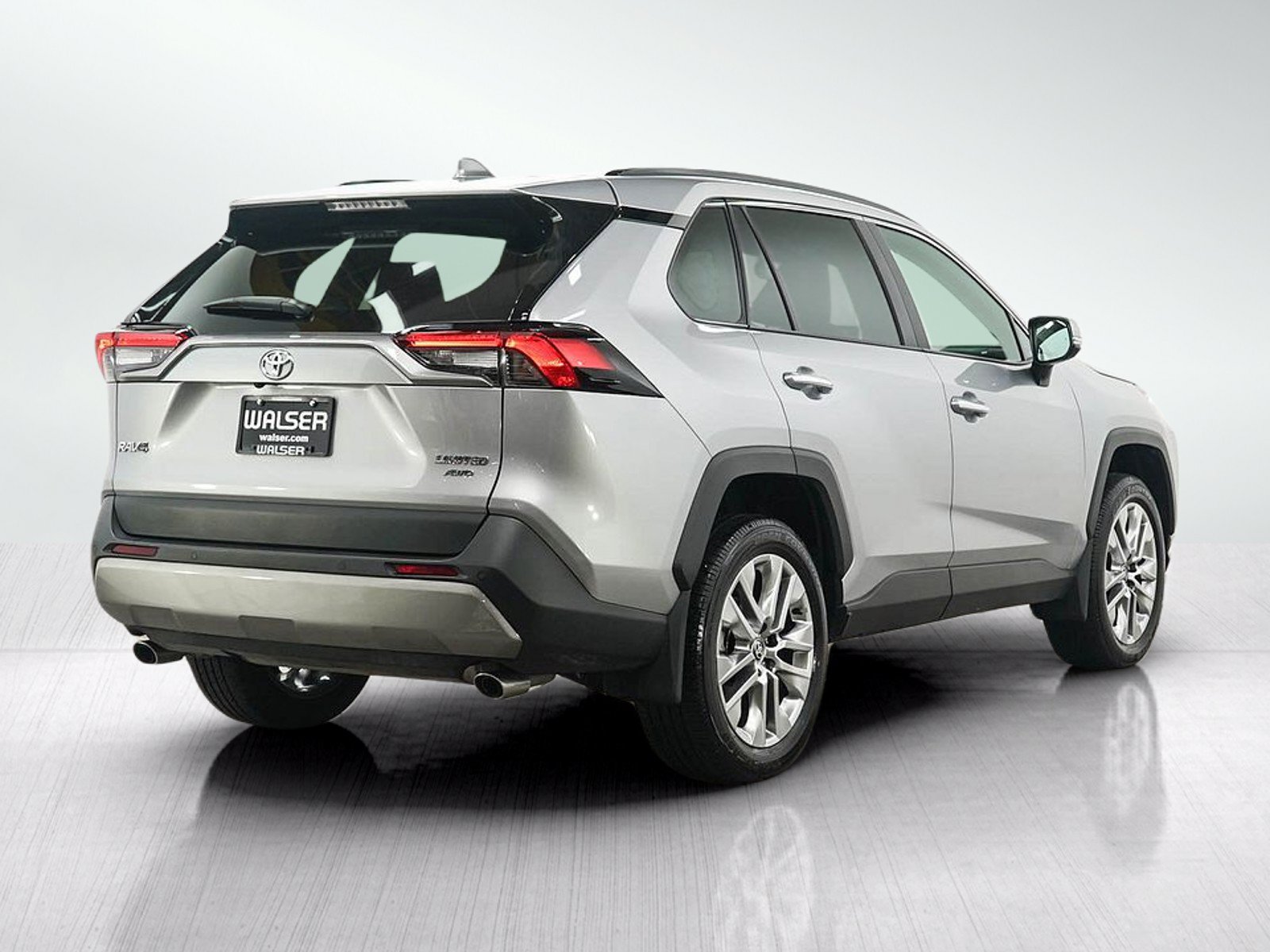 Used 2025 Toyota RAV4 Limited w/ Weather Package AWD/4WD image 5