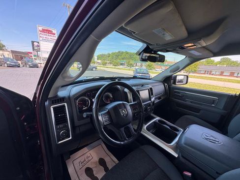 Used 2016 RAM 1500 Big Horn AWD/4WD image 9
