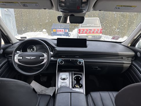 Used 2024 Genesis GV80 2.5T image 15