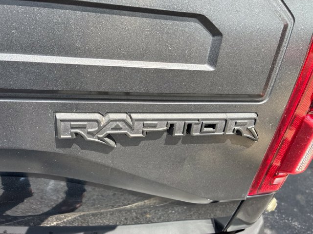 Used 2018 Ford F150 Raptor w/ Equipment Group 802A Luxury AWD/4WD image 21