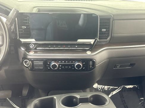 Used 2025 GMC Sierra 1500 SLT RWD image 20