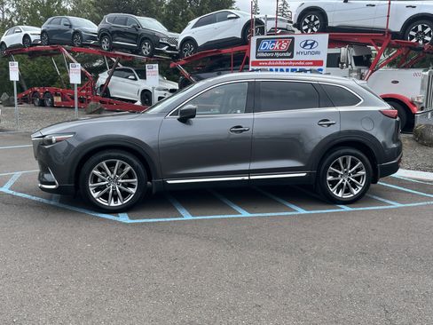 Used 2018 MAZDA CX-9 Signature AWD/4WD image 2