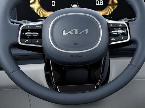 New 2026 Kia Carnival EX FWD image 22