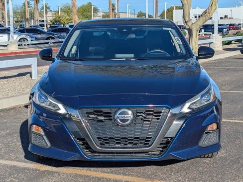 Certified 2022 Nissan Altima 2.5 SR image 6