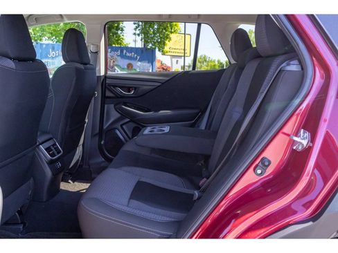 Certified 2025 Subaru Outback Premium AWD/4WD image 13