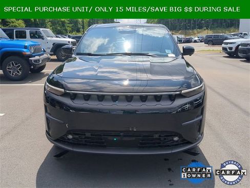 Used 2025 Jeep Wagoneer S Launch Edition image 23