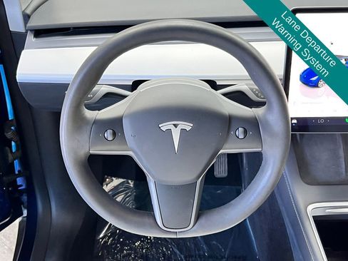 Used 2023 Tesla Model Y Long Range AWD/4WD image 8