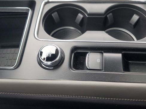 New 2026 Lincoln Corsair Premiere image 24