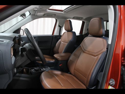 Used 2022 Ford Maverick Lariat w/ Lariat Luxury Package FWD image 6