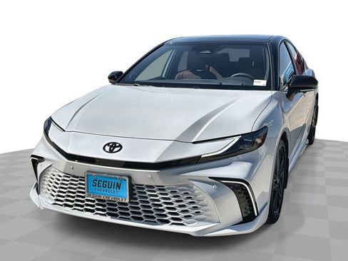 Used 2026 Toyota Camry XSE w/ Premium Plus Package FWD image 1