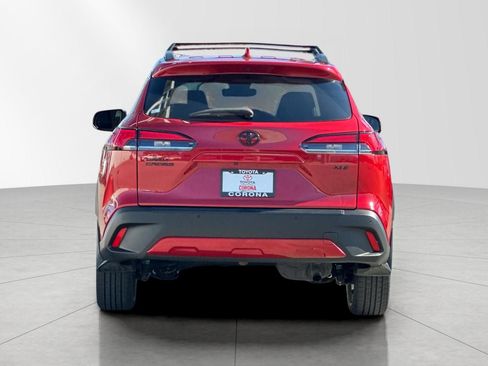 Used 2022 Toyota Corolla Cross XLE w/ Black Badges Package (TMS) FWD image 5