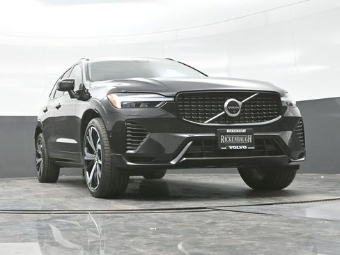 Used 2025 Volvo XC60 T8 Ultra w/ Protection Package Premier image 27