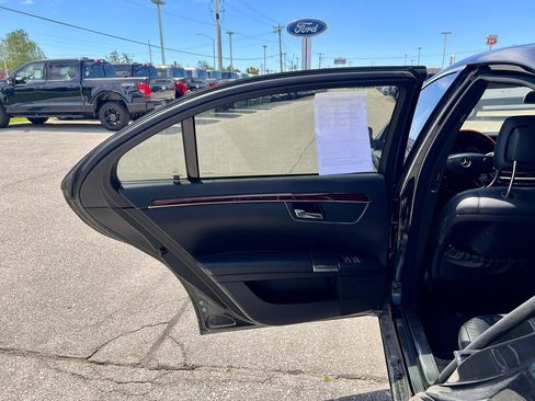 Used 2008 Mercedes-Benz S 550 4MATIC image 14