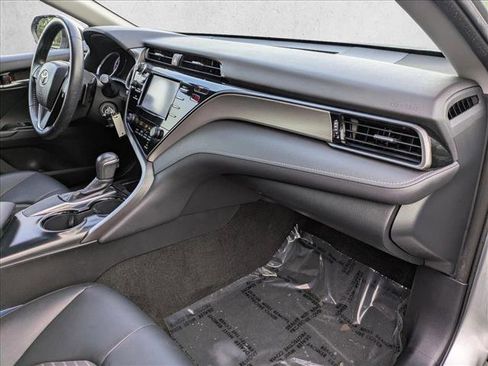 Used 2019 Toyota Camry SE image 20