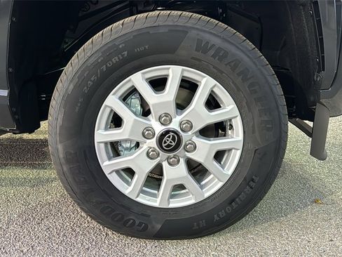 New 2025 Toyota Tacoma SR5 image 12