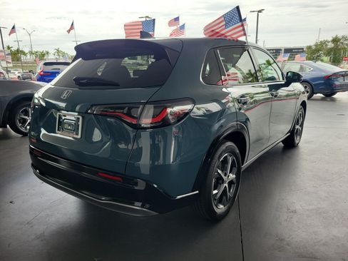 Used 2024 Honda HR-V EX-L image 11