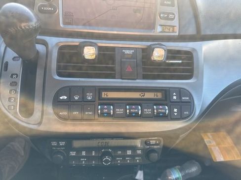 Used 2007 Honda Odyssey Touring image 17
