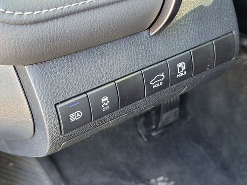 Used 2024 Toyota Camry XSE FWD image 17