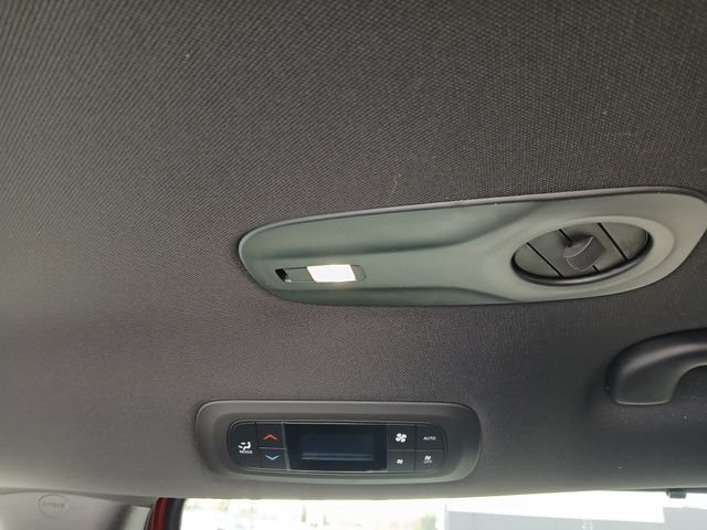 New 2026 Chrysler Pacifica Select AWD/4WD image 30