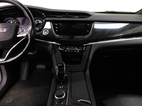 Used 2022 Cadillac XT6 Premium Luxury w/ Technology Package AWD/4WD image 43