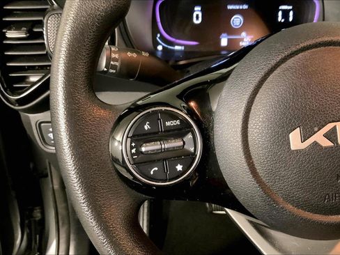 Certified 2024 Kia Soul S FWD image 18