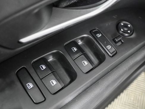 Used 2023 Hyundai Tucson SE image 33