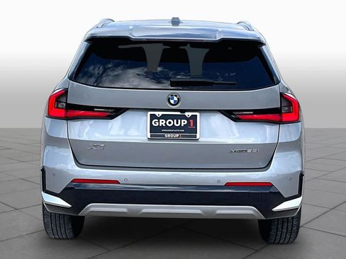 Used 2025 BMW X1 xDrive28i w/ Convenience Package AWD/4WD image 5